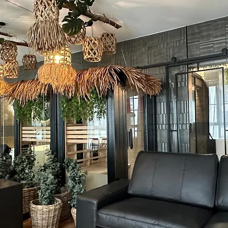 Doki With Jacuzzi & Sauna Γκντανσκ