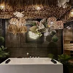 Lejlighed Doki Ala Bali, Thali With Jacuzzi & Sauna