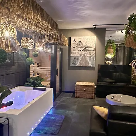 Doki With Jacuzzi & Sauna