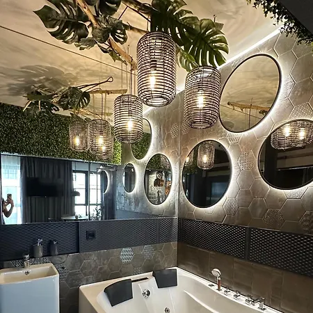 Apartmán Doki Ala Bali, Thali With Jacuzzi & Sauna *