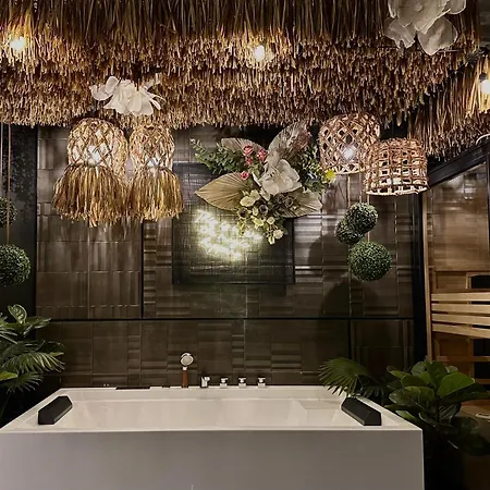 아파트 Doki Ala Bali, Thali With Jacuzzi & Sauna