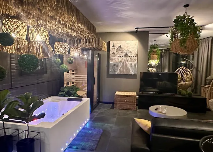 Doki With Jacuzzi & Sauna