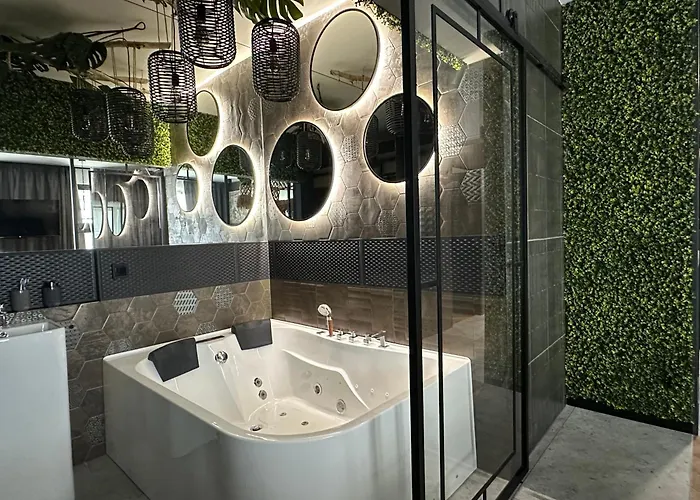 Doki With Jacuzzi & Sauna Daire Gdansk