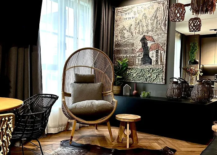 Daire Doki With Jacuzzi & Sauna Gdansk